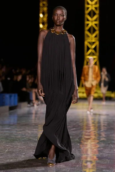 Look 5